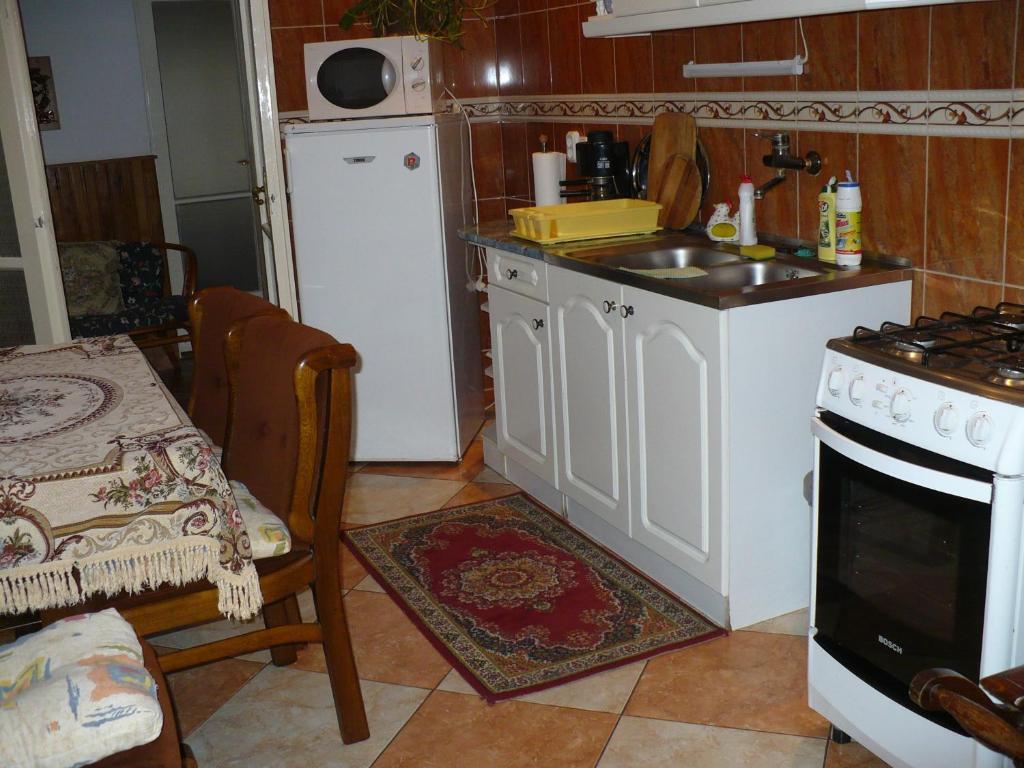 Kitty Apartman Apartment Miskolc Bagian luar foto