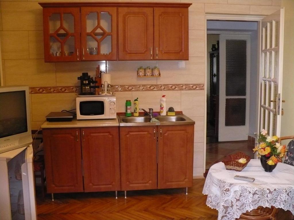 Kitty Apartman Apartment Miskolc Bagian luar foto