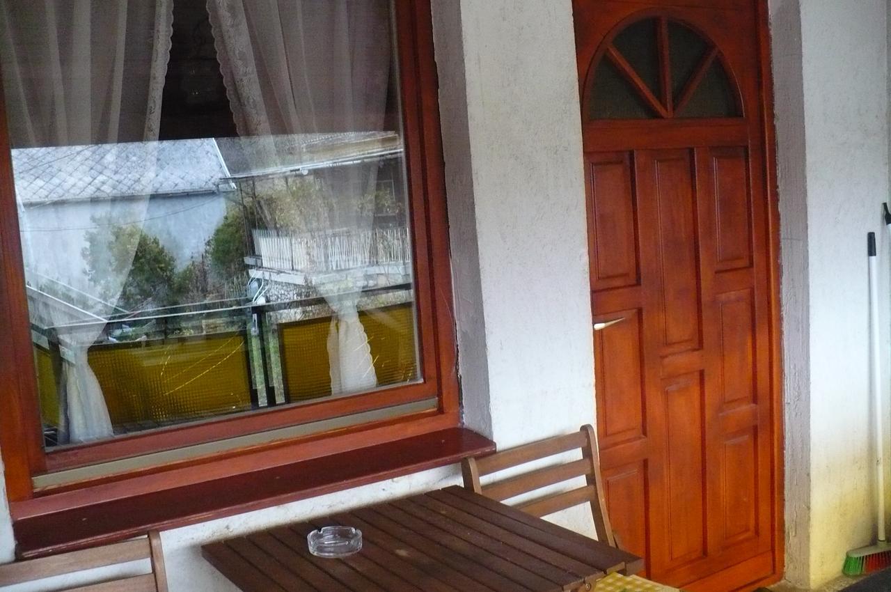 Kitty Apartman Apartment Miskolc Bagian luar foto